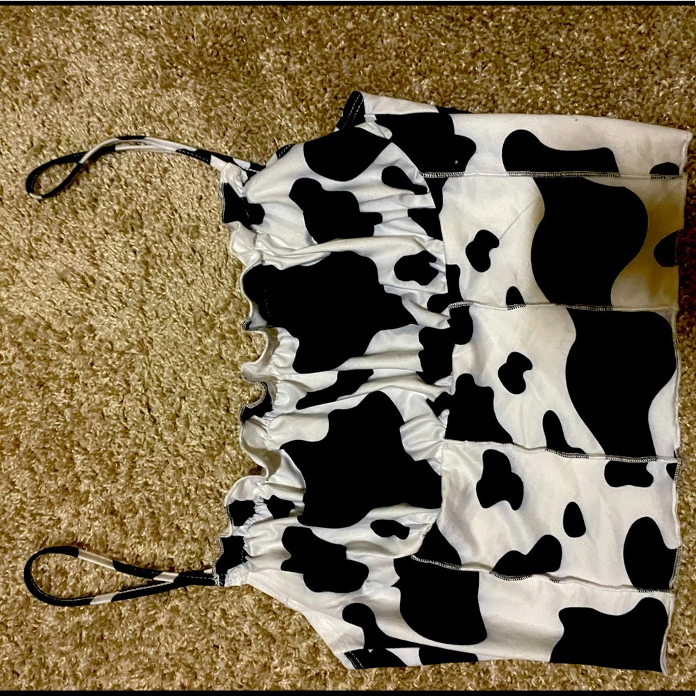 SHEIN COW TOP